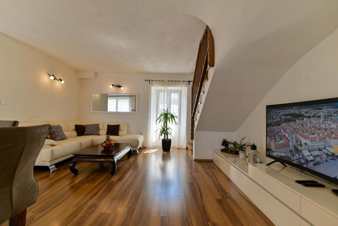 Apartman Ciciliani Trogir Exteriör bild