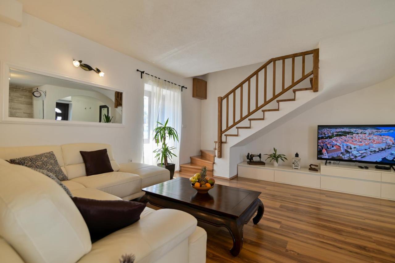 Apartman Ciciliani Trogir Exteriör bild