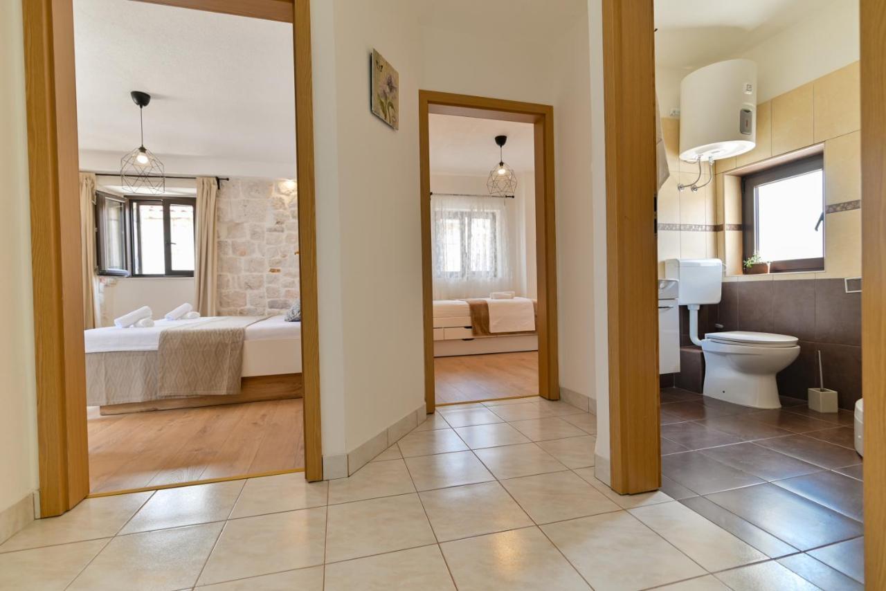 Apartman Ciciliani Trogir Exteriör bild