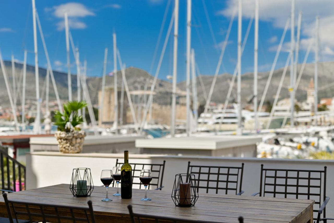 Apartman Ciciliani Trogir Exteriör bild