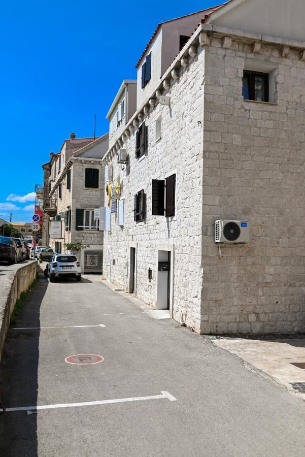 Apartman Ciciliani Trogir Exteriör bild