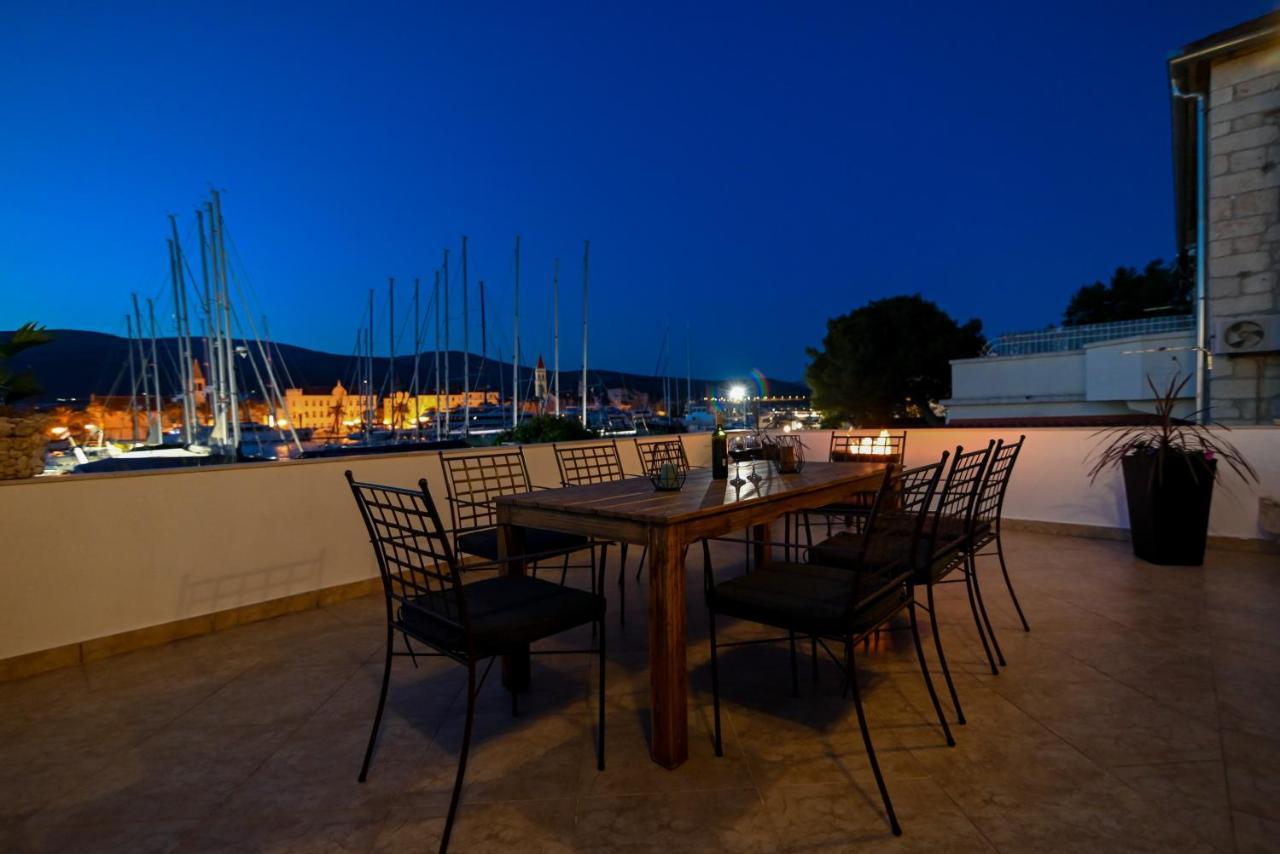Apartman Ciciliani Trogir Exteriör bild