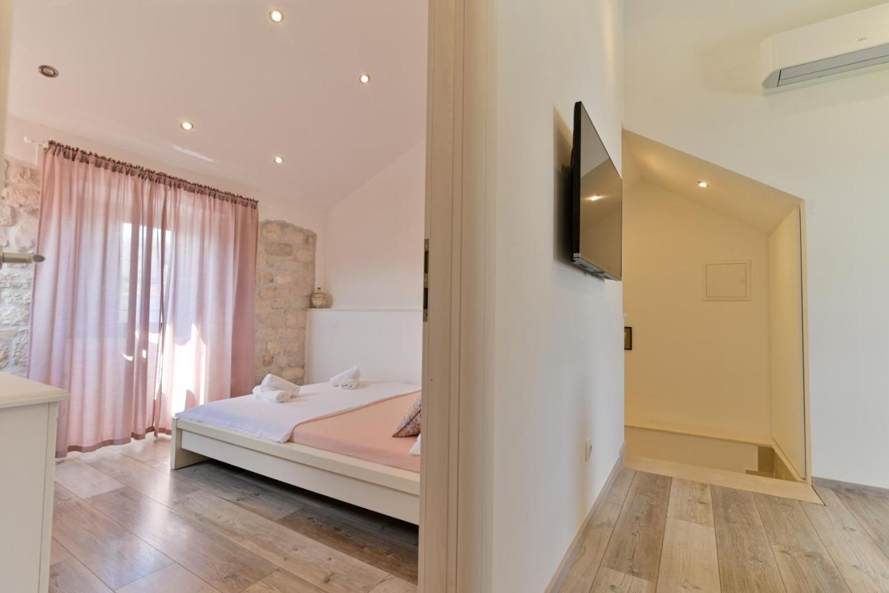 Apartman Ciciliani Trogir Exteriör bild