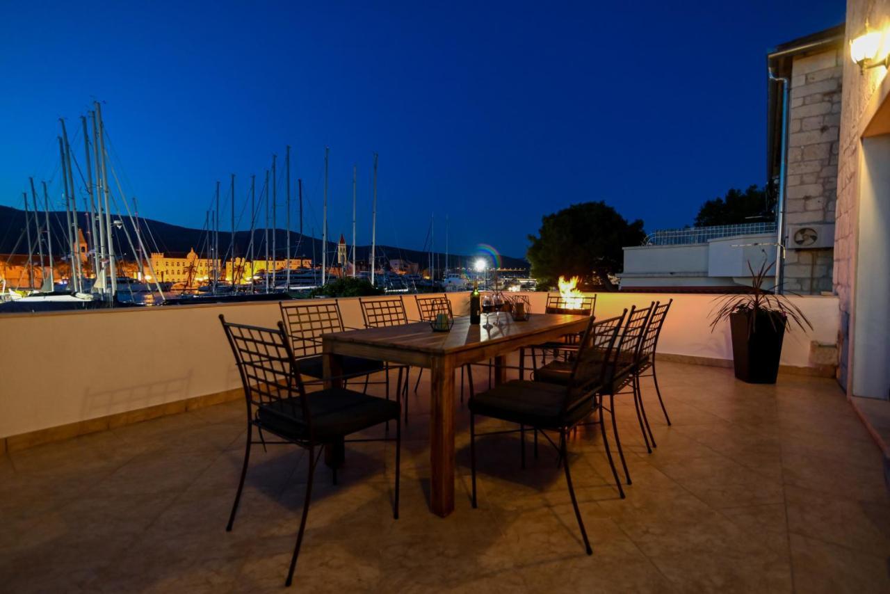 Apartman Ciciliani Trogir Exteriör bild