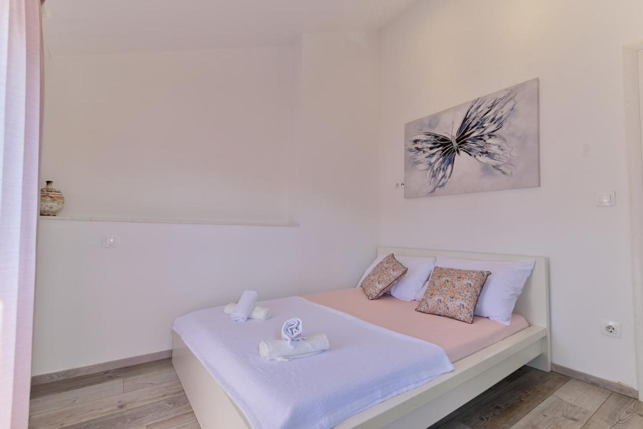 Apartman Ciciliani Trogir Exteriör bild